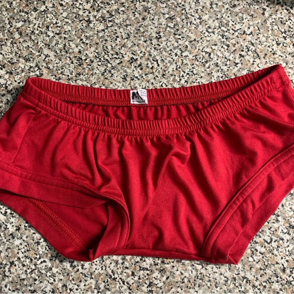 N2N briefs